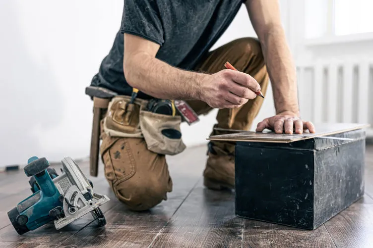 Posa pavimenti e rivestimenti